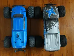 BRCC - ECX Ruckus - body comparison 1 .webp